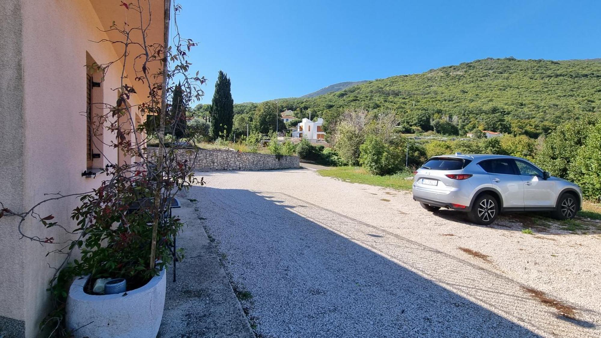 Apartmani Barbara Brseč Eksteriør bilde