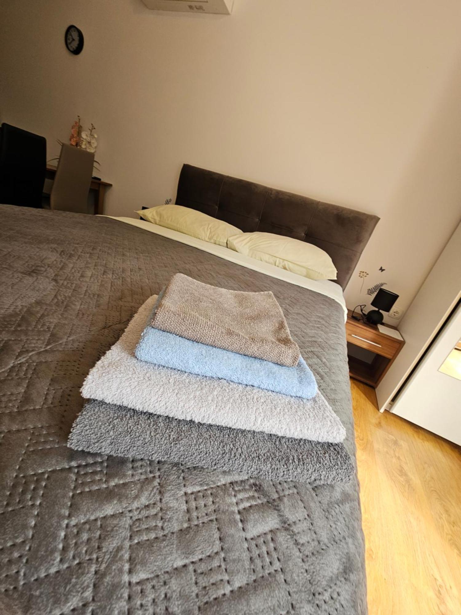 Apartmani Barbara Brseč Eksteriør bilde